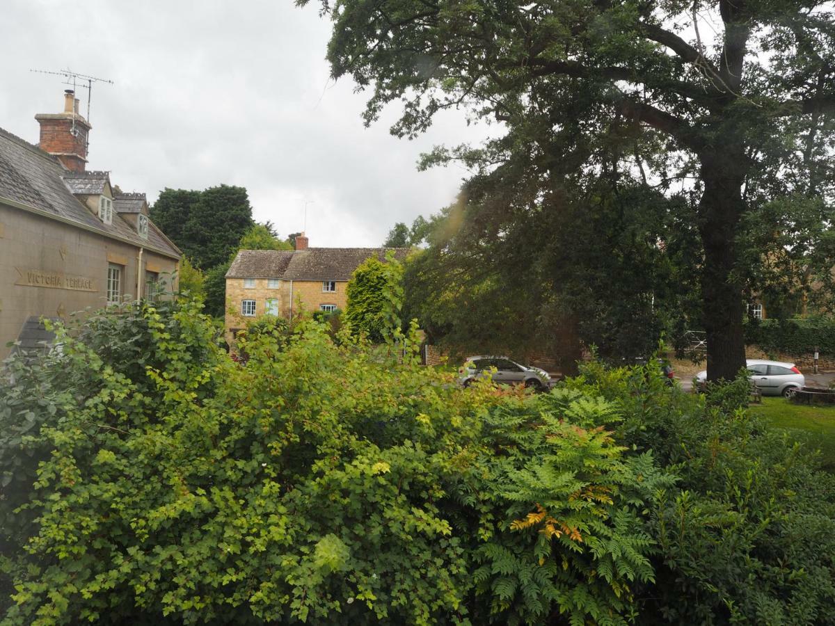 Bed and Breakfast Holly House Ebrington Exterior foto